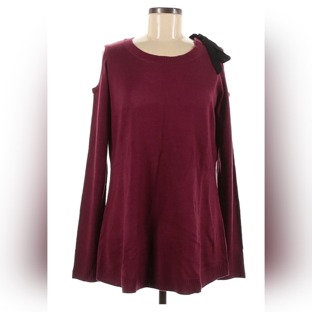 🎉5/$20 EUC Cold Shoulder Black Bow Burgundy Sweater